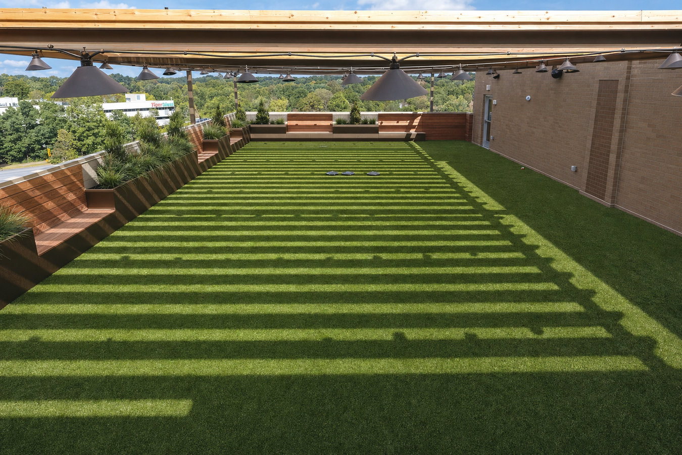 Turf for rooftop gardens in Manteca, CA